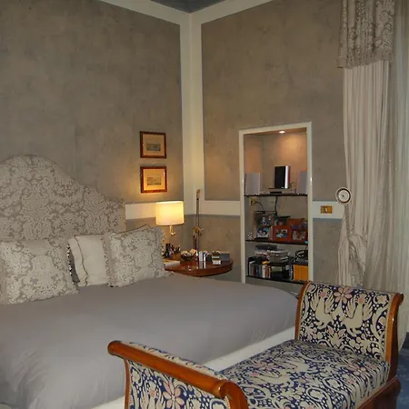 Residenza Umbertina Апартаменты *